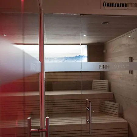 Garni Ehrenreich فندق مبيت وإفطار 3*