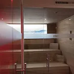 Garni Ehrenreich Bed & Breakfast 3*