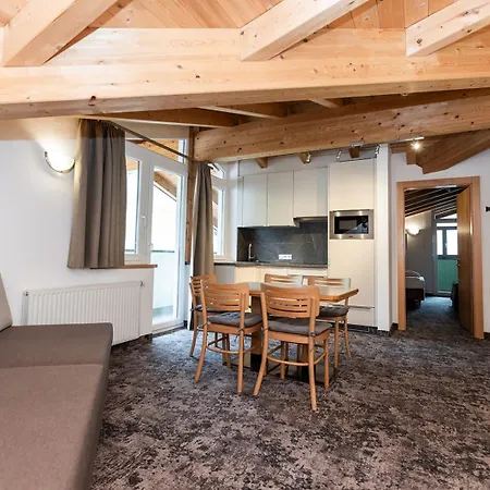 Bed & Breakfast Garni Ehrenreich Solden